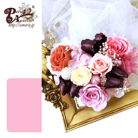 プリザーブドフラワー　ローズいっぱいのハートアレンジ