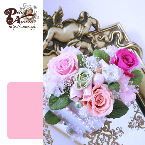 プリザーブドフラワー　ローズいっぱいのハートアレンジ