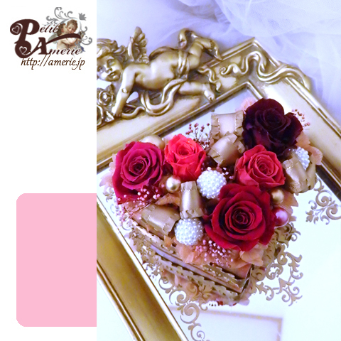 プリザーブドフラワー　ローズいっぱいのハートアレンジ